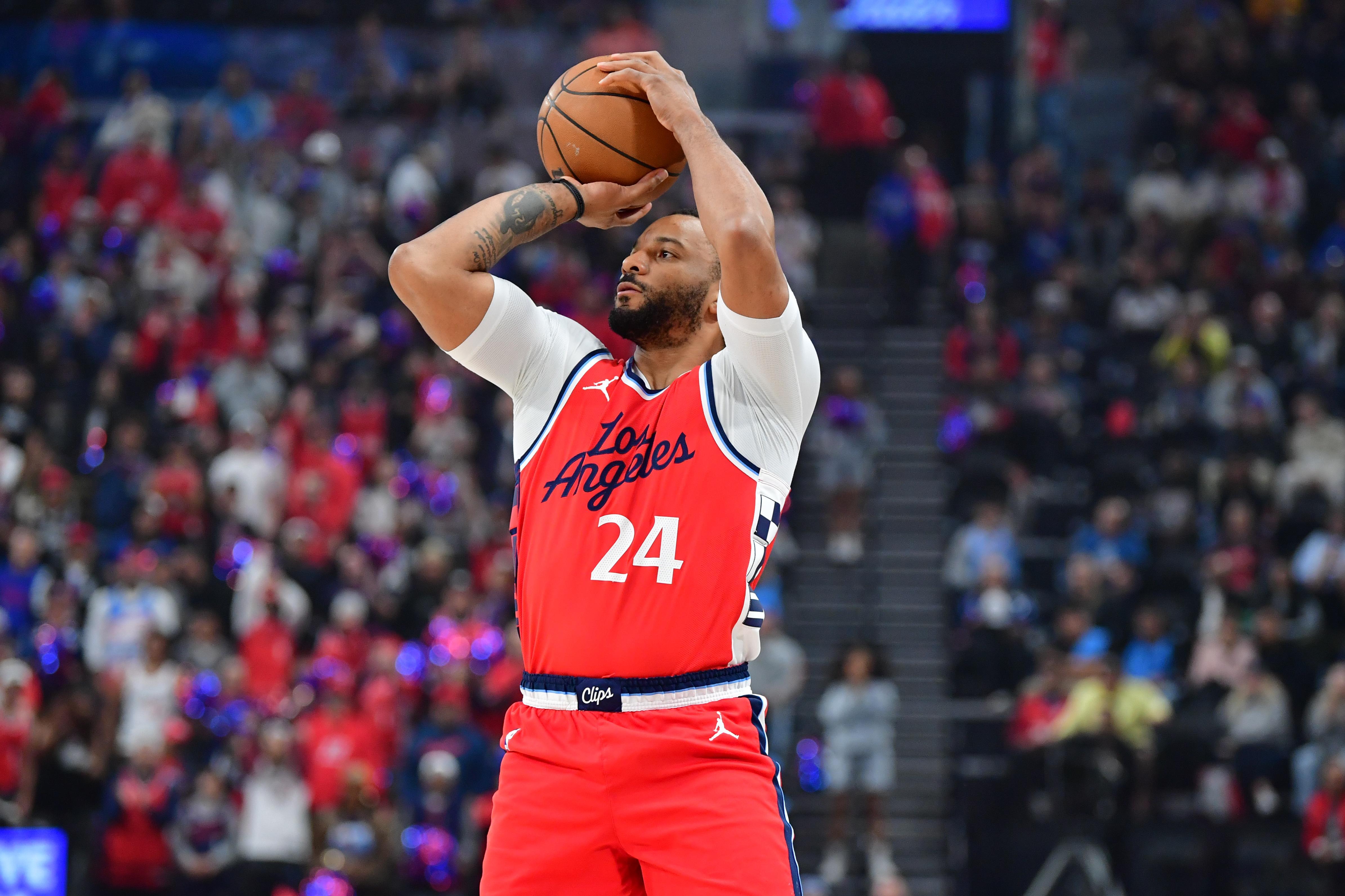 Scotto：太阳评估鲍威尔价值 若交易他们会要祖巴茨&amp;amp;快船估计不放