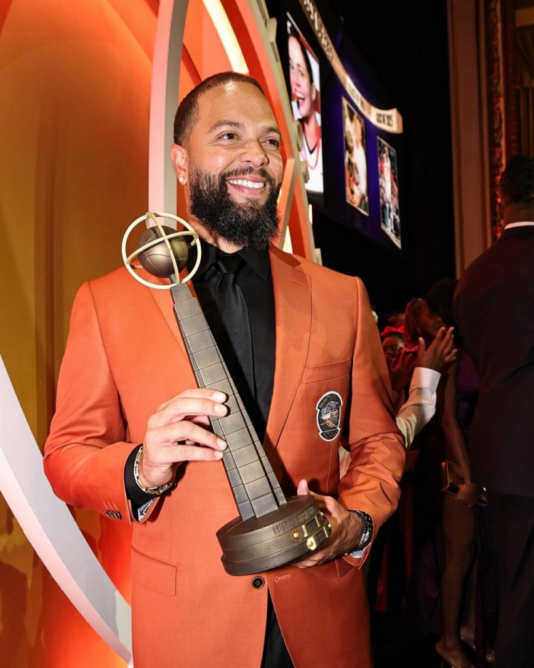 yl23455永利官网-德隆：很荣幸随“救赎之队”进入名人堂&amp;小时候不敢想 保罗：兄弟