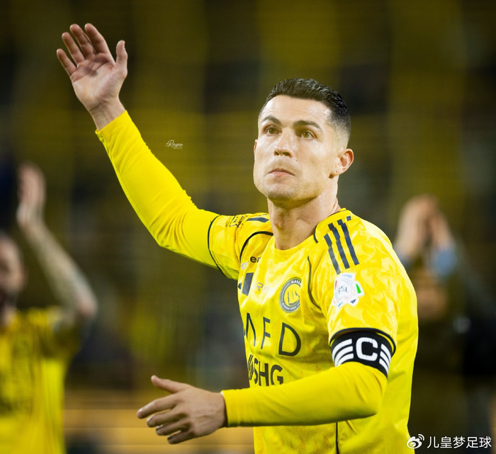 yl23455永利官网-1:0！3连胜！还差5分！有点可惜，C罗凌空射门击中横梁|克里斯蒂亚诺·罗纳尔多|西马坎|罗伯托·马丁内斯|利雅得胜利足球俱乐部|胜利_新浪体育_新浪新闻