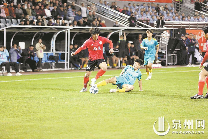 yl23455永利官网-2026年泉州市首届“迎春杯”足球联赛落幕 南安队夺冠|丰泽队|安溪队|丰泽|安溪|比赛_新浪体育_新浪新闻